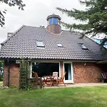 Suedfeddersbuell Hinterm Nordseedeich